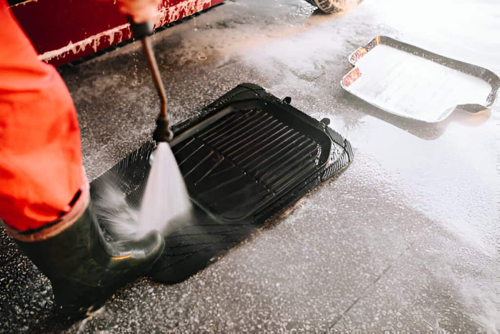 Pressure Washing a BBQ Grill